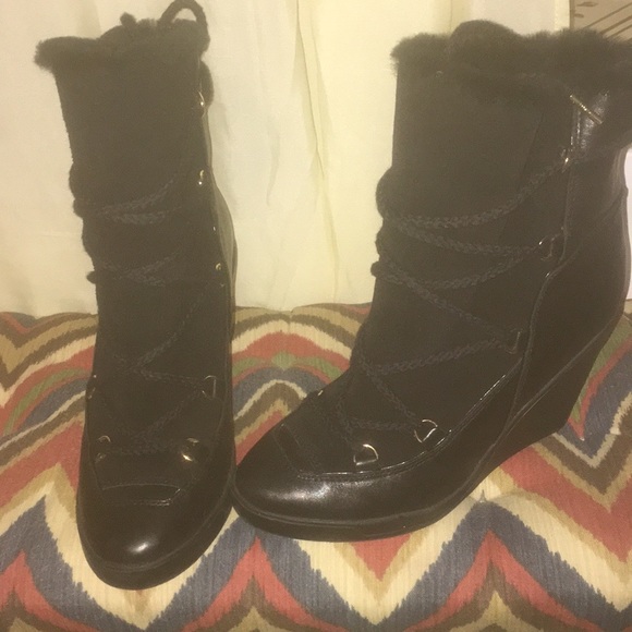 See anything you like? Comment I’m open to trades. - Picture 3 of 3